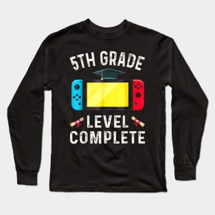 5Th Grade Level Complete Gamer Class Of 2024 Graduation Long Sleeve T-Shirt